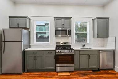 Main picture of 58 Lincoln Ave