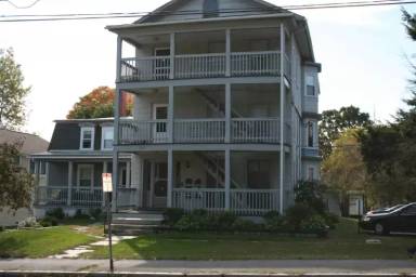 Main picture of 351 Main St