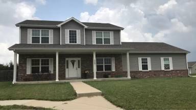 Main picture of 504 Macy Ln