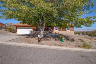 Main picture of 2708 Sierra Vista Rd