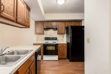 Main picture of 8435 Cliffthorne Way
