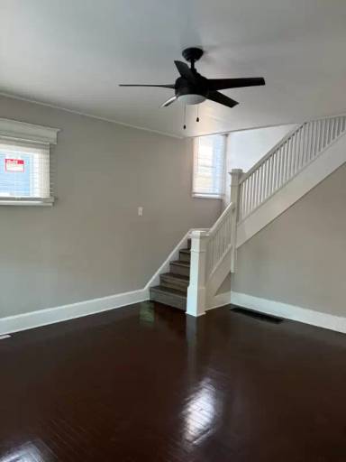 Main picture of 3130 N Park Ave