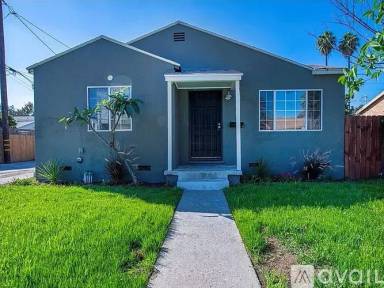 Main picture of 3323 Gale Ave