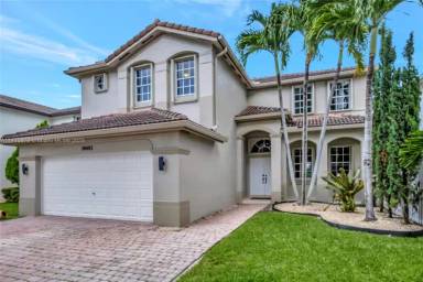 Main picture of 14443 SW 12th Ln