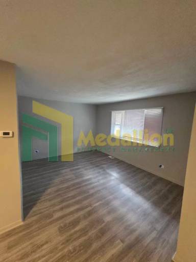 Main picture of 10635 S Cottage Grove Ave