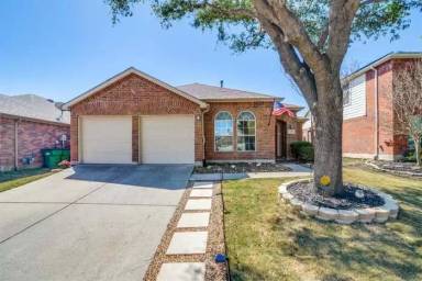 Main picture of 372 Bayberry Dr