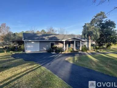 Main picture of 20565 Lawrence Rd