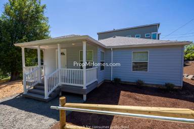 Main picture of 12566 SE 27th Ave