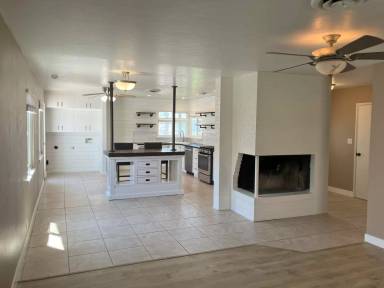 Main picture of 804 Pine St