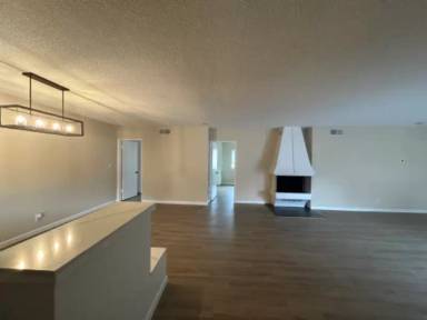 Main picture of Azalea Apartments