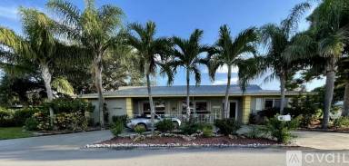 Main picture of 460 Jupiter Ln