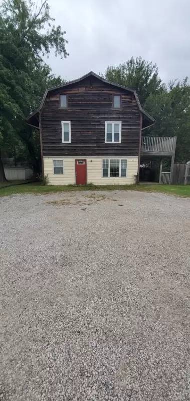 Main picture of 345 N Meridian Ave