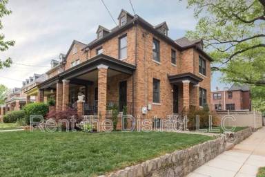 Main picture of 5600 3rd St NW