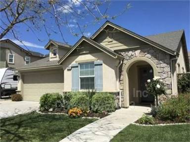 Main picture of 2741 Nostalgia St