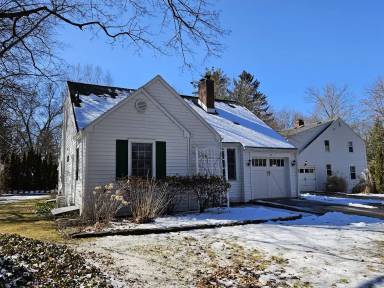 Main picture of 728 Sunset Rd