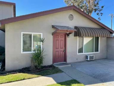 Main picture of 5161 Philadelphia St