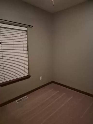 Main picture of 1341 Ranier Loop NW