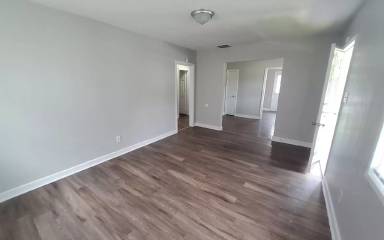 Main picture of 2031 Quinn Ave