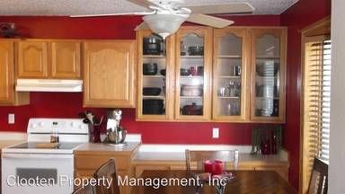 Main picture of 203 15th St NE