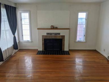 Main picture of 303 W Kent Ave