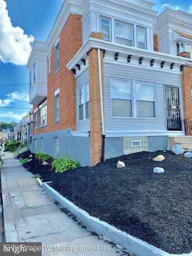 Main picture of 2126 65th Ave
