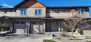Main picture of 1035 Road Runner St