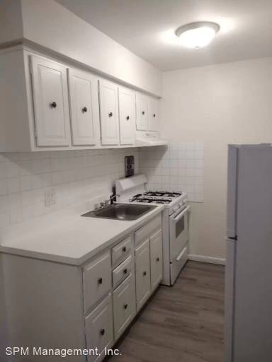 Main picture of 223 70th St