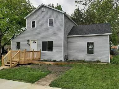 Main picture of 208 S 8th St