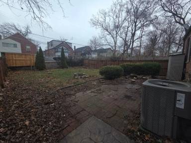 Main picture of 8751 White Ave