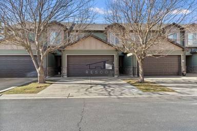 Main picture of 2071 Madie Ln