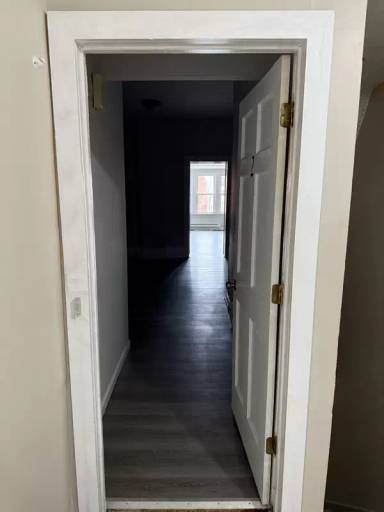 Main picture of 662 Main St
