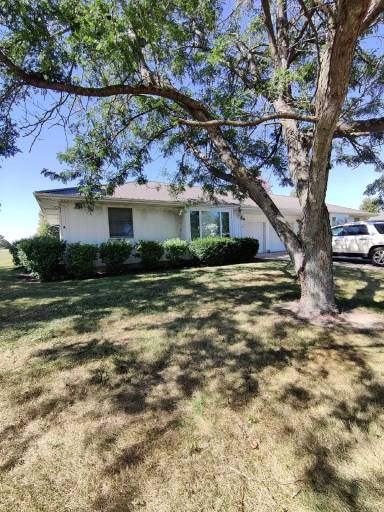 Main picture of 2561 N 4645th Rd