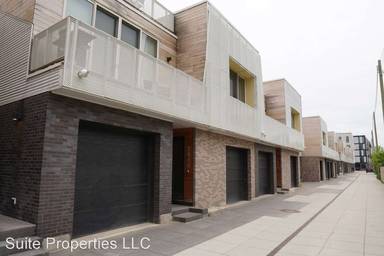 Main picture of 2644 John R St