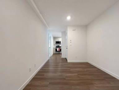 Main picture of 906 Hoffman Ave