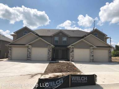 Main picture of Traditions Townhomes Apartments