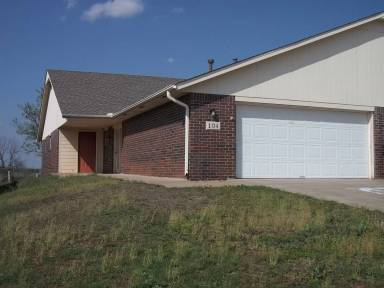 Main picture of 102 W Husband Ct