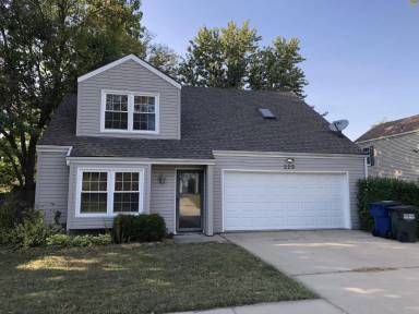 Main picture of 229 Deerfield Ln