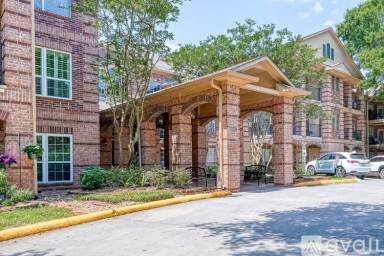 Main picture of 2803 Kings Crossing Dr