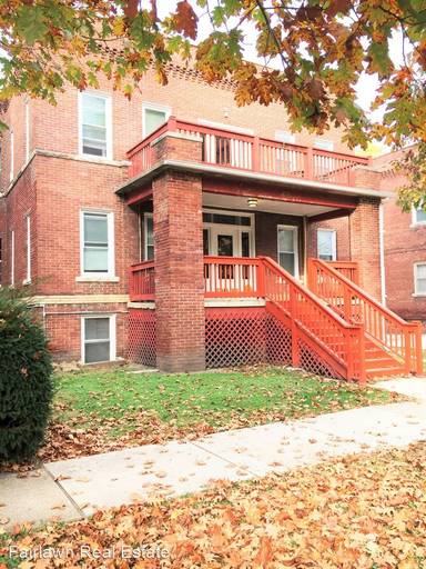 Main picture of 618 W Healey St