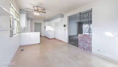 Main picture of 4463 E Robinson Ave