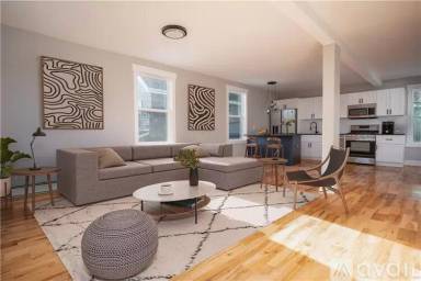 Main picture of 314 N Midland Ave