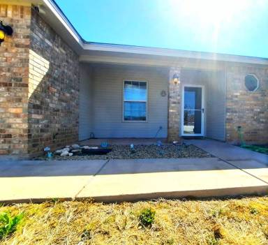 Main picture of 1306 Joseph Ln