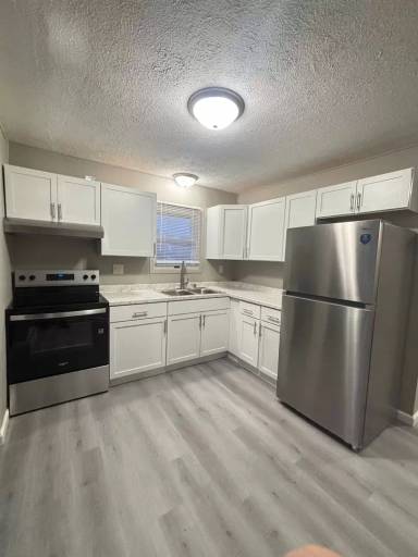 Main picture of Country Manor Apartments
