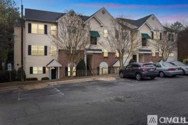 Main picture of 2200 Mountain Mist Ct