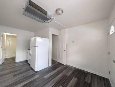 Main picture of 3404 White Horse Rd