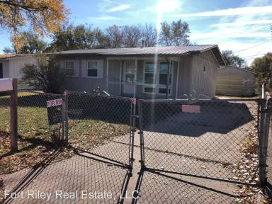 Main picture of 1209 Marshall Dr