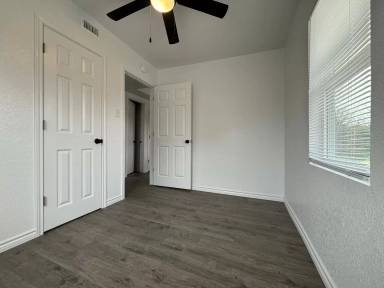Main picture of 515 Bremser Ave