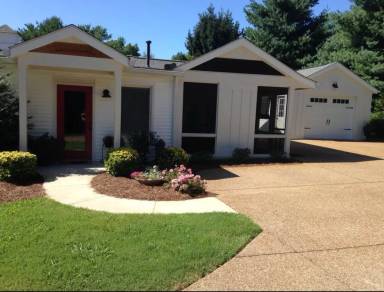 Main picture of 101 Jackson Lake Dr