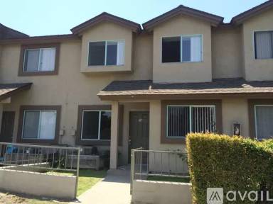 Main picture of 6431 Los Robles Ave