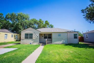 Main picture of 2404 31st St